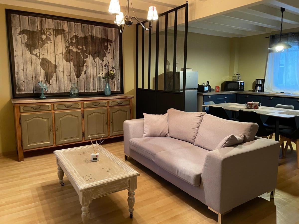 Le Maine N 5 - FLÉAC ANGOULEME - Suite Tilleul Esterno foto
